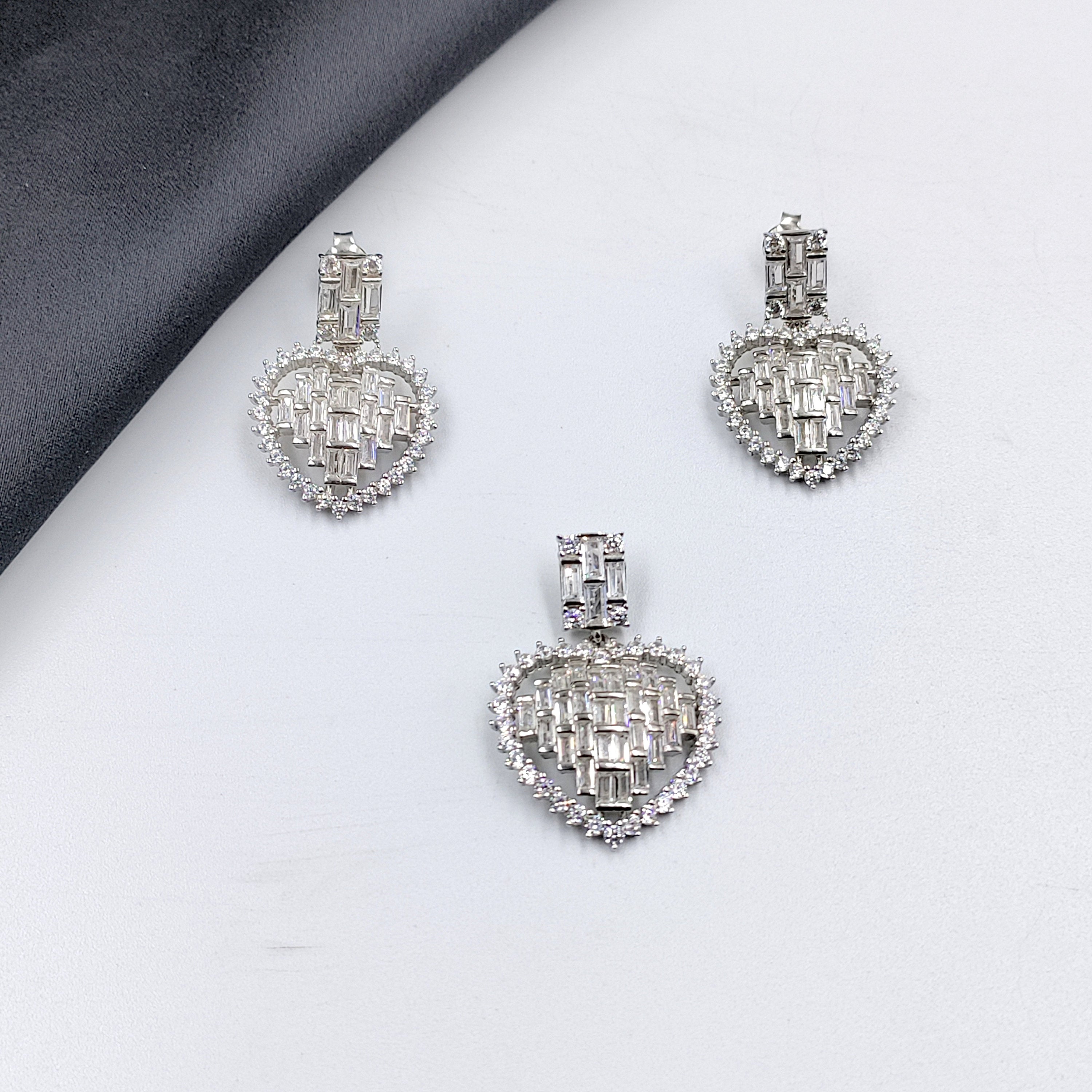 925 Sterling Silver White Sparkle Cubic Zirconia Heart Shape Pendant Earring Set Trendy Handmade Gift for Wedding Enagagment Anniversary