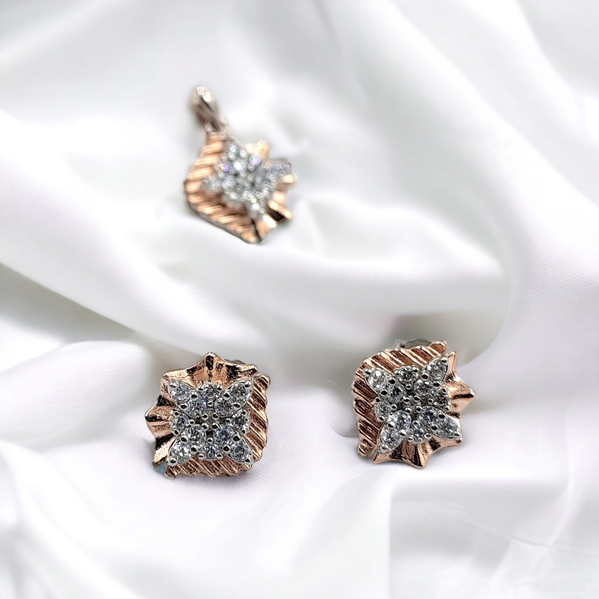 Beautifull 925 Sterling Silver Rose Gold Color White CZ Earrings Pendant Set Floral Earrings