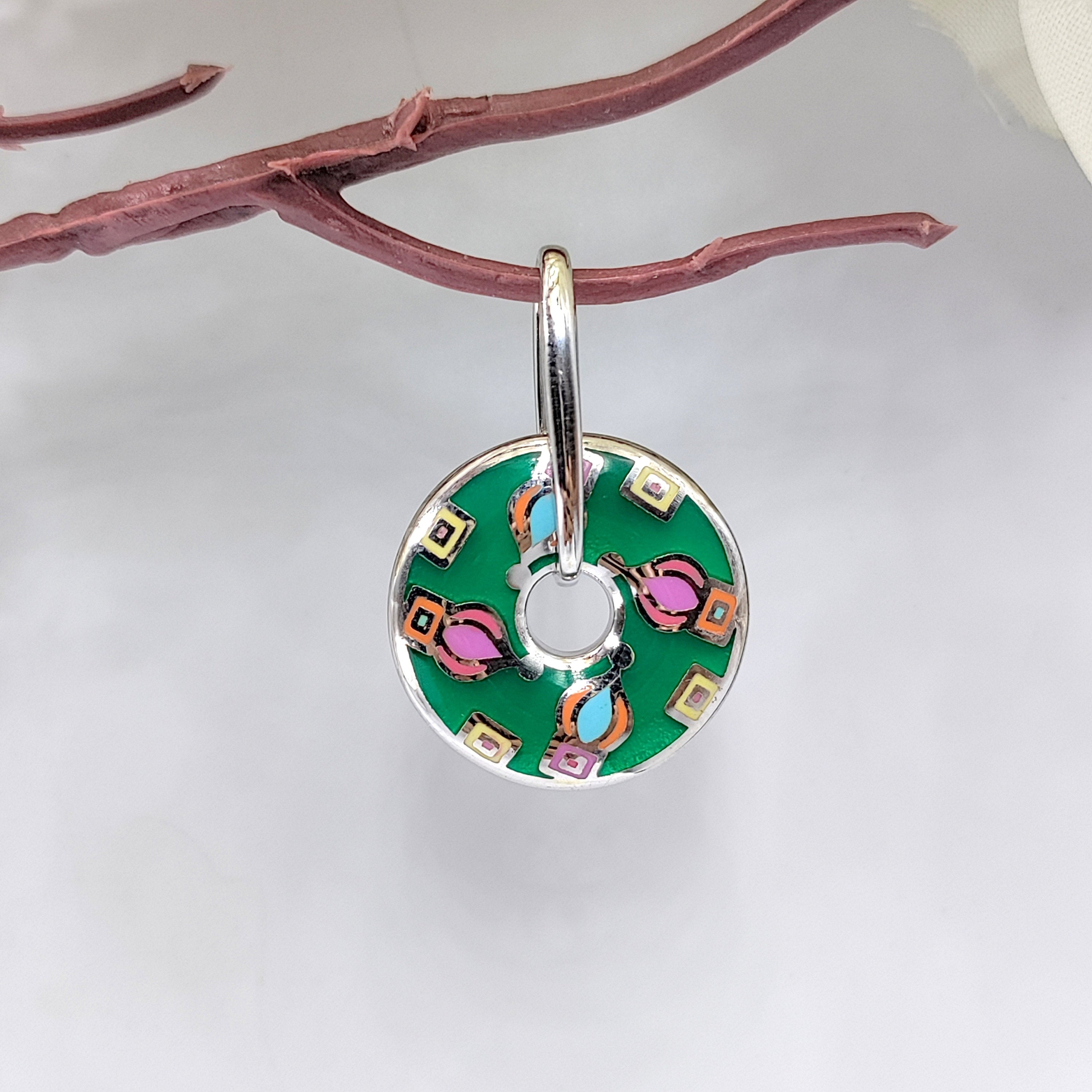 925 Sterling Silver Green Art Design Enamel Pendant Round Shape Handmade jewelry