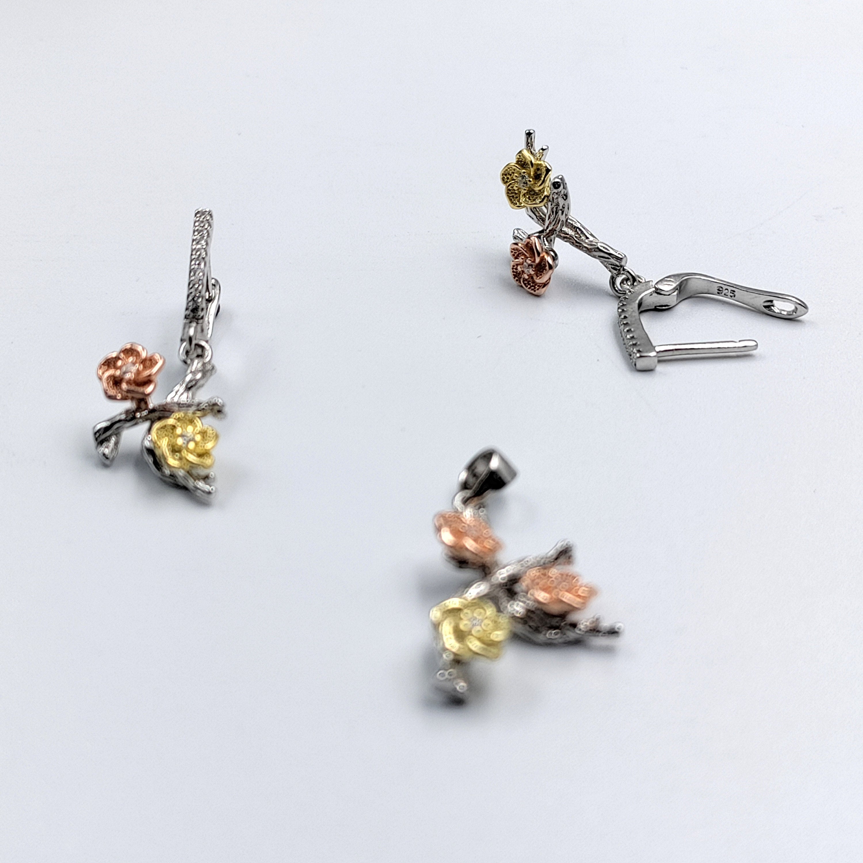 Minimalist Pretty Floral Rose Dangle Drop Earrings With English Lock and Pendant Set 925 Sterling Silver Handmade Gift